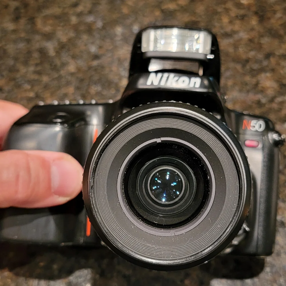NIKON D50 Nikon AF 35-80mm lens Camera